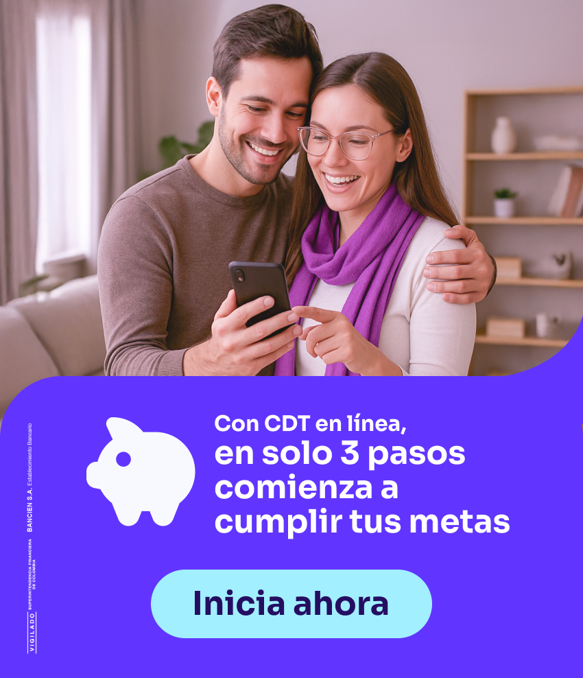 Pareja feliz abre CDT en línea desde su celular