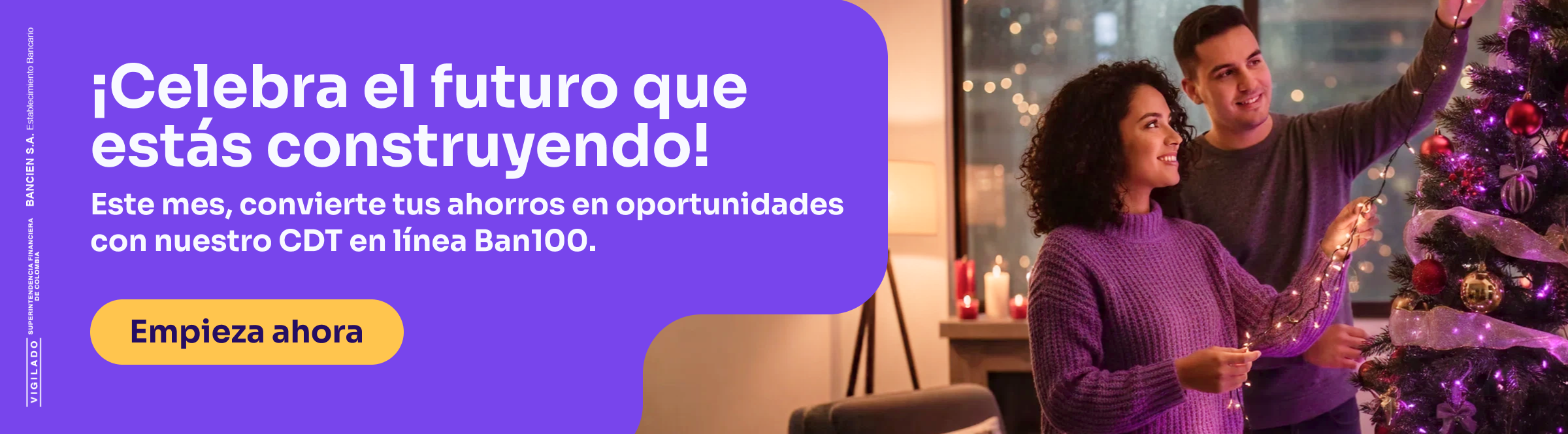 Pareja feliz abre CDT en línea desde su celular